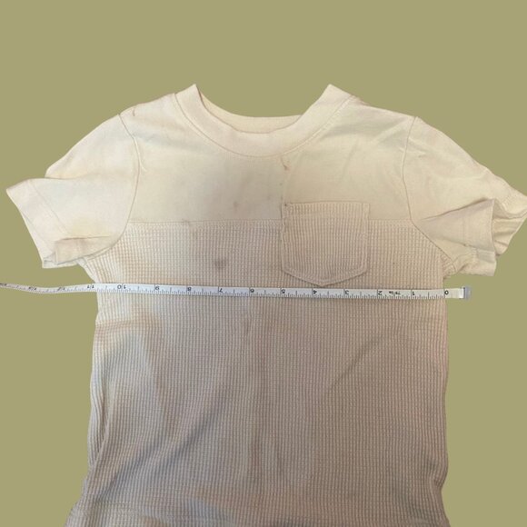 Baby Gap Toddler T-Shirt | Beige Textured Pocket Tee | Size 3T | Cotton Blend - Picture 3 of 7